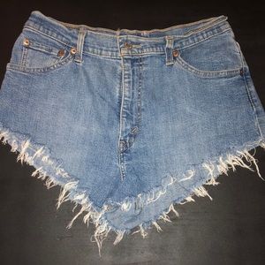 Levi Jean Shorts